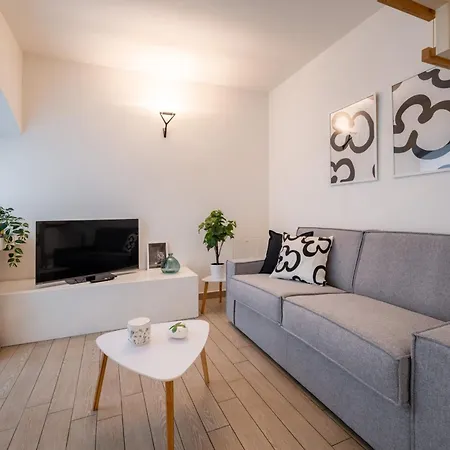 Viale Lecco By Wonderful Italy *