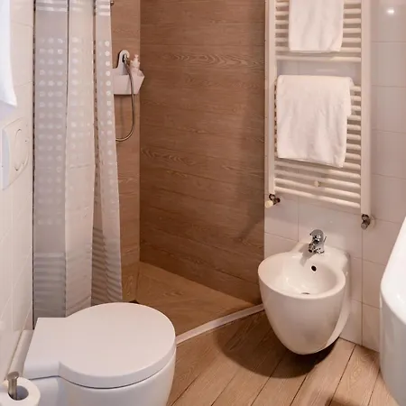 Viale Lecco By Wonderful Italy