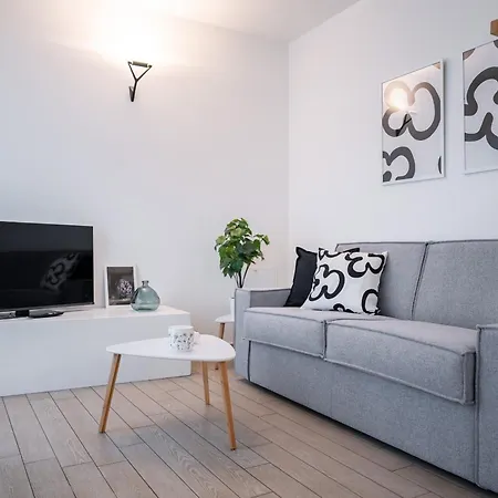 Viale Lecco By Wonderful Italy