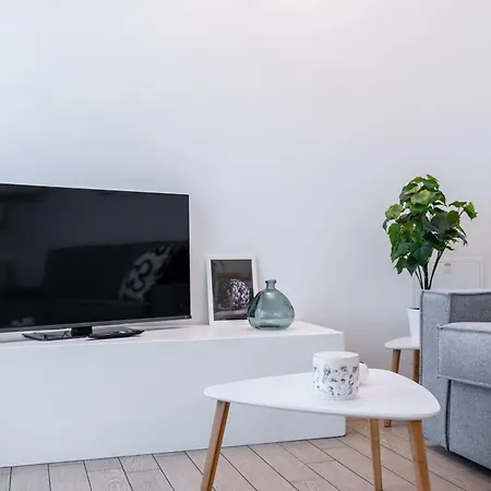 Viale Lecco By Wonderful Italy Como