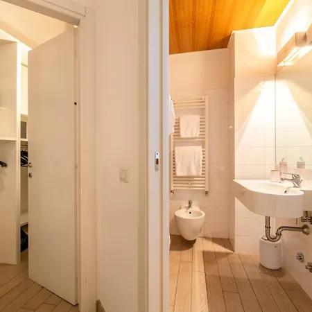 Viale Lecco By Wonderful Italy