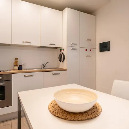 Viale Lecco By Wonderful Italy Como